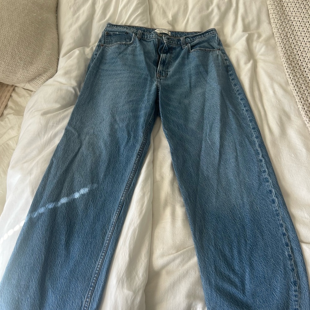 A&F High Waisted “The Loose” Jeans